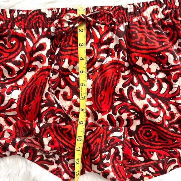 💖 Michael Kors Red/Cream/Black Floral Satin Shorts - Picture 15 of 16